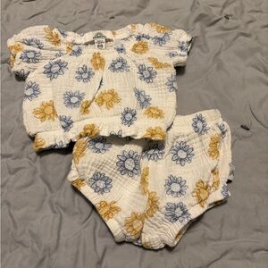 Floral Print Kids Outfit - White, Blue, Yellow